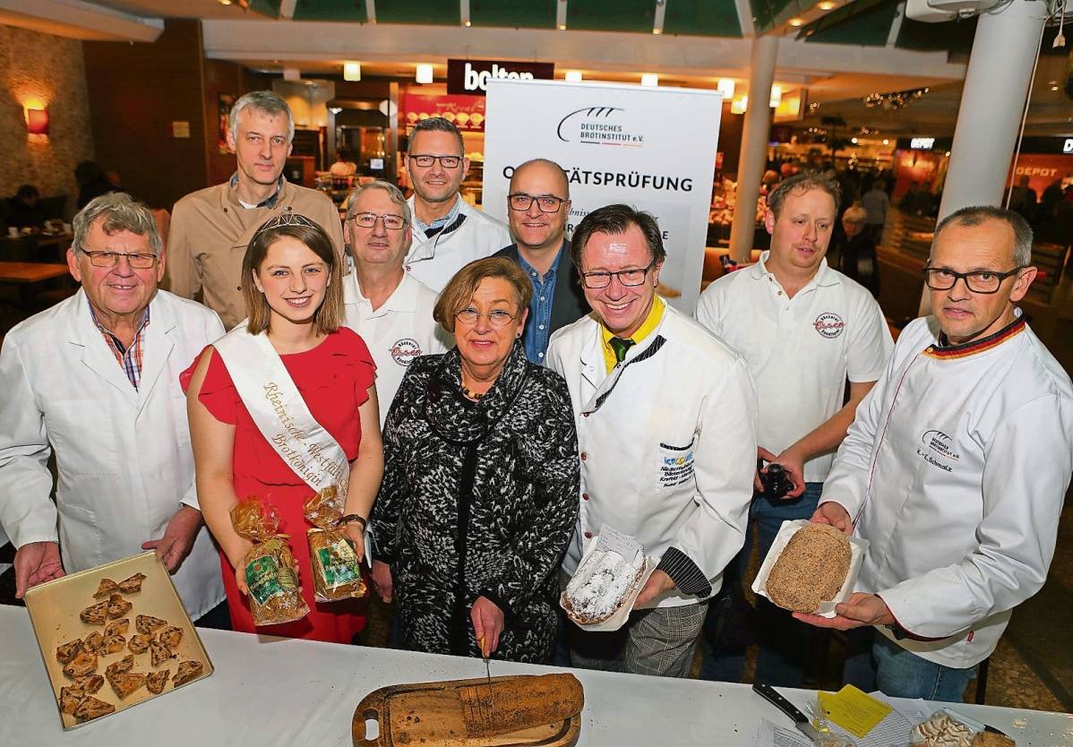 Prüfung: Krefelder Stollen sind hervorragend