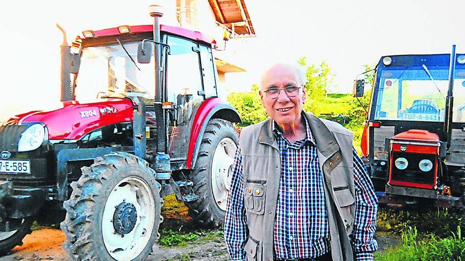 Ein neues Projekt im Herzen Bosniens will alte, seit Jahren ungenutzte Felder und Brachen wieder nutzbar machen. Dafür werden einfache landwirtschaftliche Geräte benötigt. Heribert Hölz unterstützt das Projekt bei der Finanzierung solcherlei Gerätschaften.