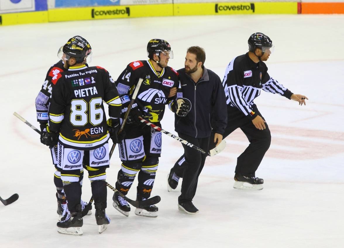 3:2-Niederlage in München in der Overtime: Pinguine holen Punkt beim Meister