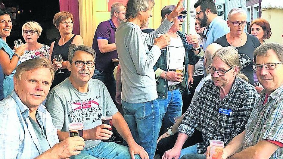 50 Jahre Quartier Latin: Die Kaldenkirchener Kneipe blickte auf ein halbes Jahrhundert zurück. Beim Jubiläum herrschte wie immmer eine familiäre Atmosphäre.