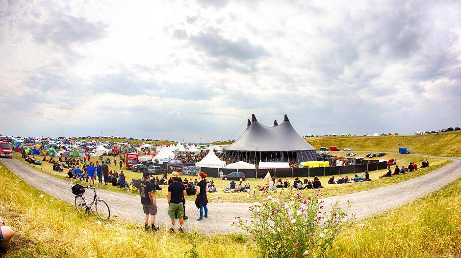 Hier jetzt weitere Bilder vom Dong Open Air...