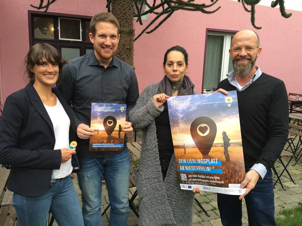 Freuen sich auf Niederrhein-Geheimtipps: Claire Neidhardt (Stadtmarketing), Projektleiter Tobias Schmitz, Tina Altmann (Tattoo Studio Seven Eleven) und Stadtmarketing-Chef Uli Cloos  