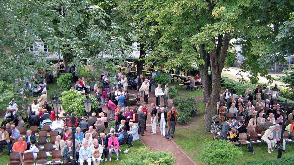 Bei hoffentlich schönem Wetter findet am 1. Juli das Musikschulfest statt.