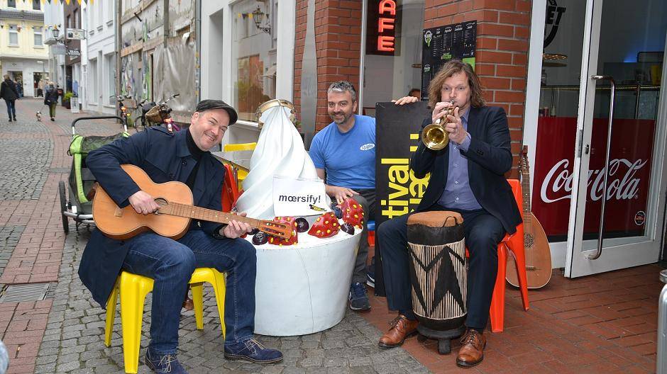 Pfingsten grassiert das Moers-Virus