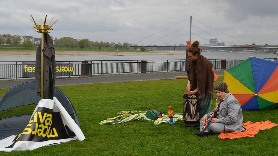... und Musik wurde für die passende Atmosphäre...