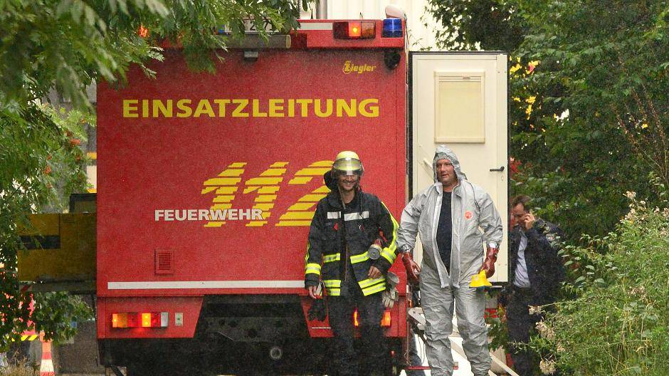 Feuerwehr-Großeinsatz im Postfrachzentrum