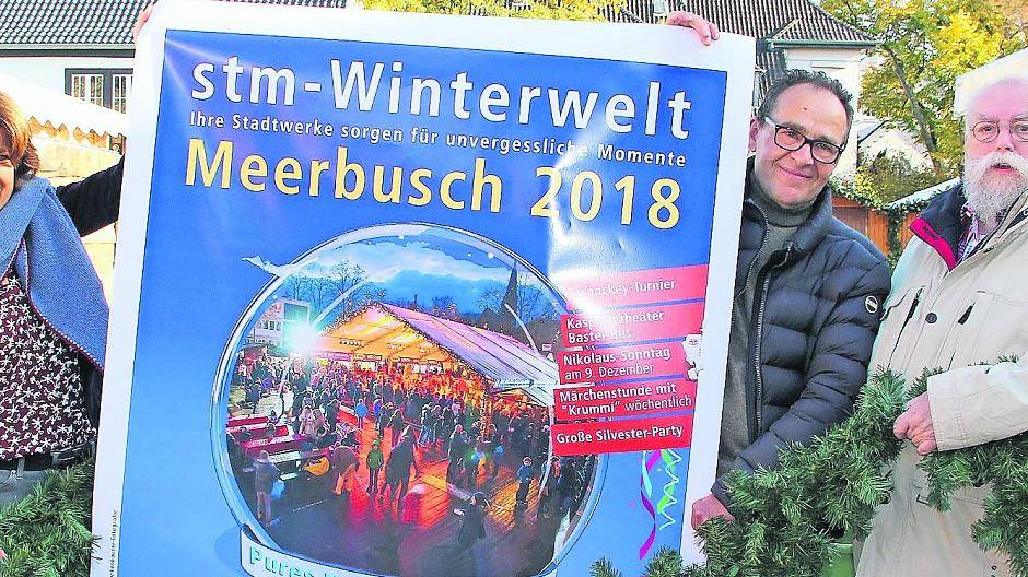 Alexandra Schellhorn, Veranstalter Klaus Unterwainig und Lese-Legende „Krumi“ laden zur stm-Winterwelt ein.