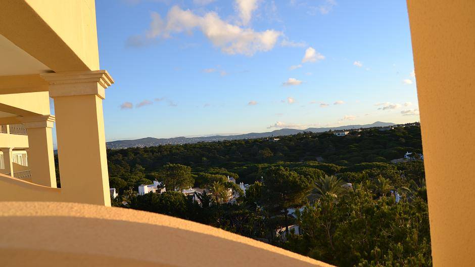 Blick vom Balkon in Richtung...