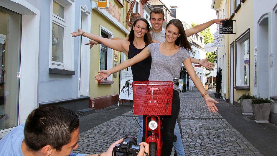 Acht Videos, acht originelle Geschichten