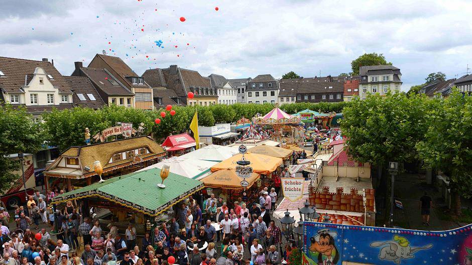 Uerdinger Kirmes 2017 feierlich eröffnet
