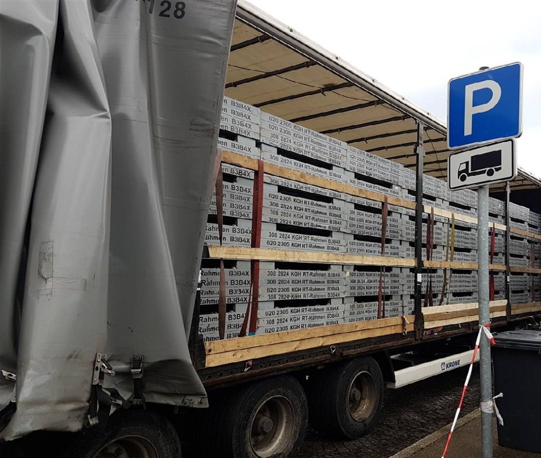 Diebe flüchten mit 20 Tonnen Stahl