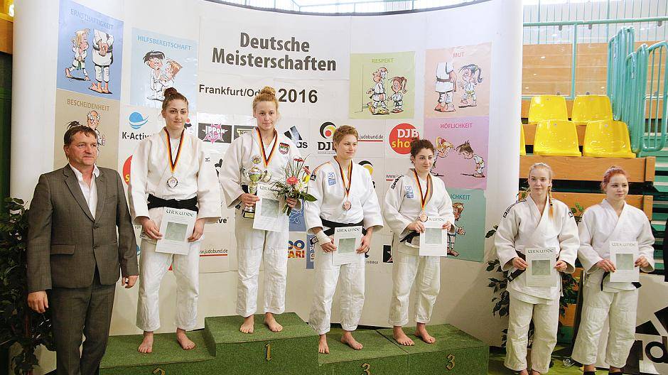  Auf dem Treppchen ganz oben: Lara Reimann siegte in Frankfurt an der Oder im Sekundentakt. Nun geht es nach Thüringen. 