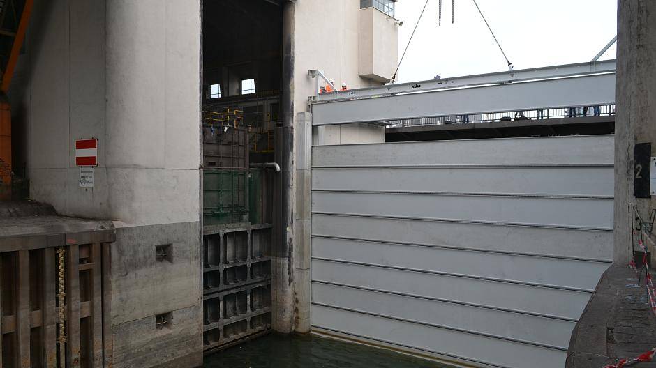 Duisburg hat Dammbalkenverschluss