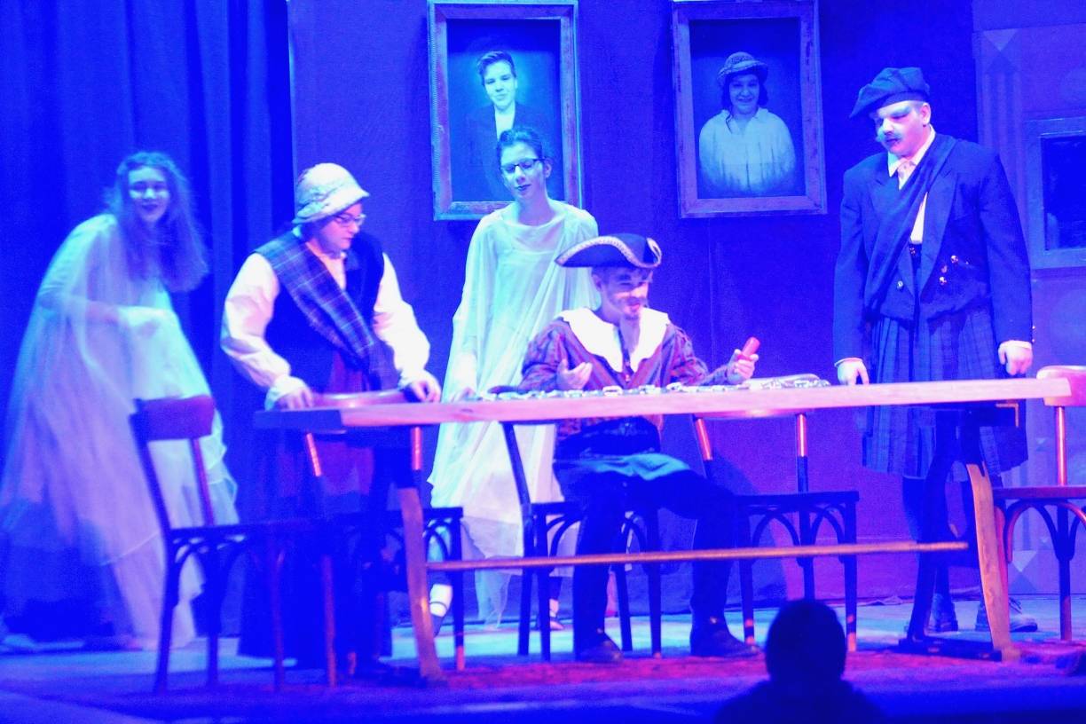  ... nicht so ganz, weshalb der Gespensterrat über "heftigeren Grusel" nachdenkt.  