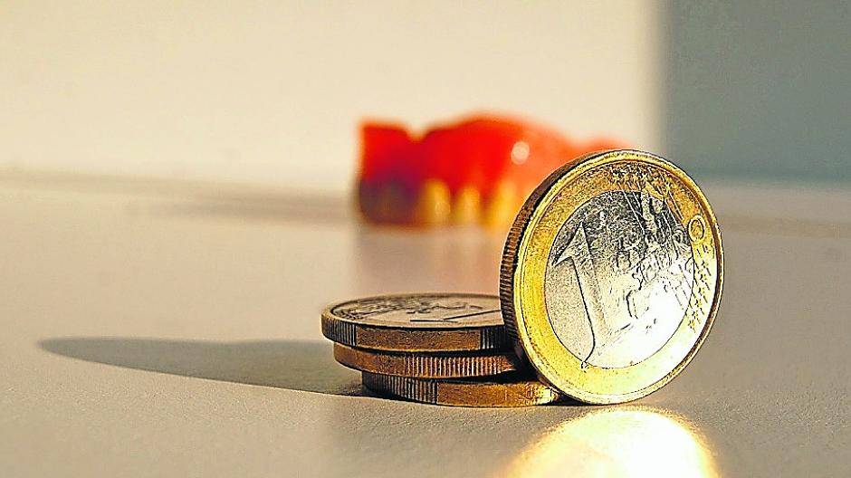  Wer rechtzeitig zum Jahresende den jährlichen Kontrolltermin wahrnimmt, kann sich für die Zukunft einen satten Bonus sichern. Entscheidend für die „Lizenz zum Geld sparen“ ist das Bonusheft. 
