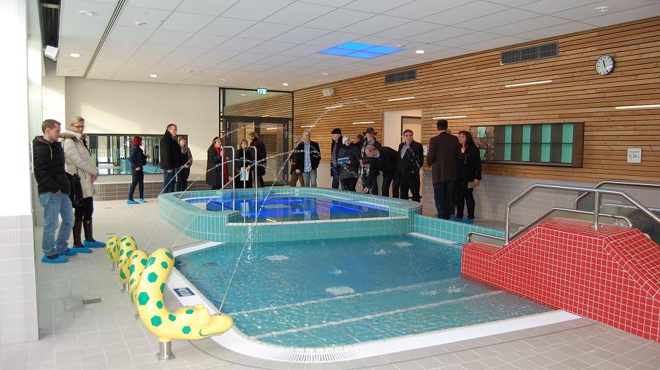 Dank des Planschbeckens kommen auch Familien mit kleinen Kindern auf ihre...