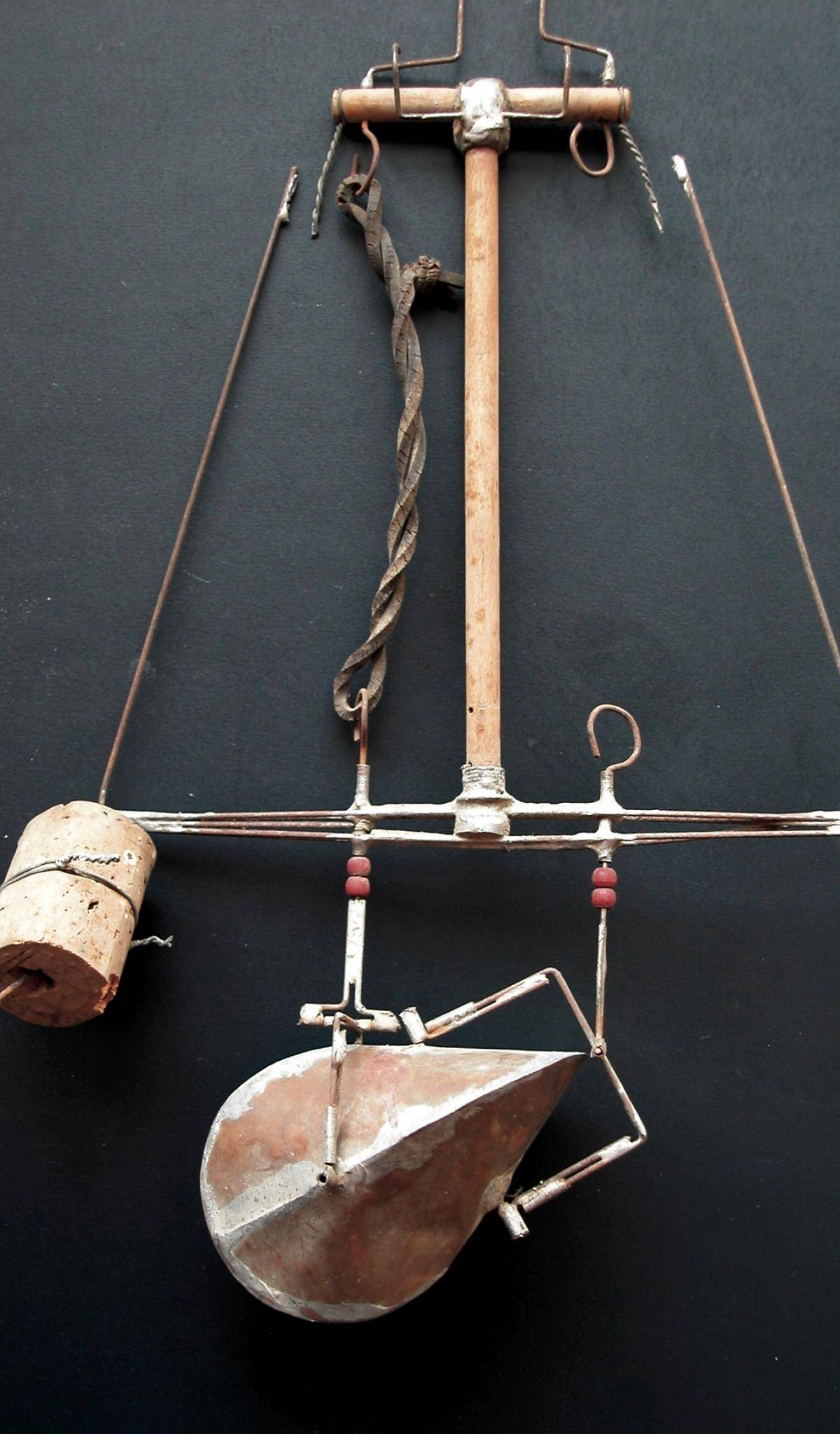 Das erste Modell eines Oloid-Schiffsantriebs von Paul Schatz.