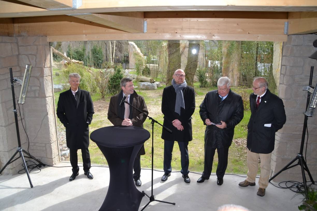 Bei der Eröffnung im Sibirienhaus: Joachim Bonn, Achim Winkler, Sören Link, Klaus Engel und Theo Pagel.