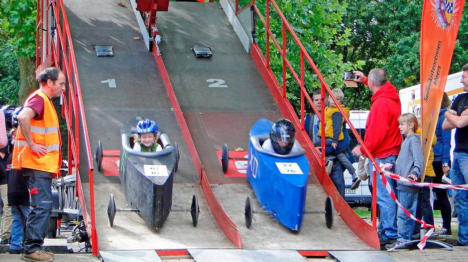 Der Start erfolgt wie in den Vorjahren von einer Rampe.