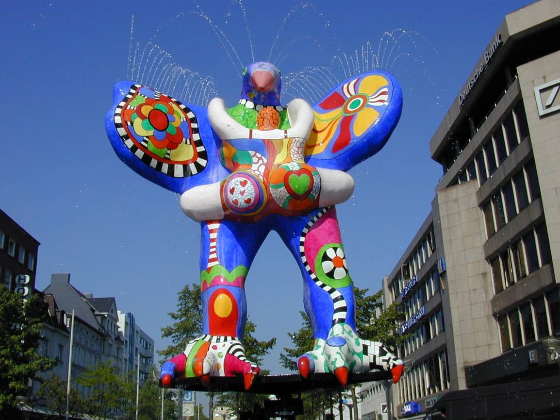 Mit der Brunnenmeile, hier der „Live Saver“, überzeugt die City.