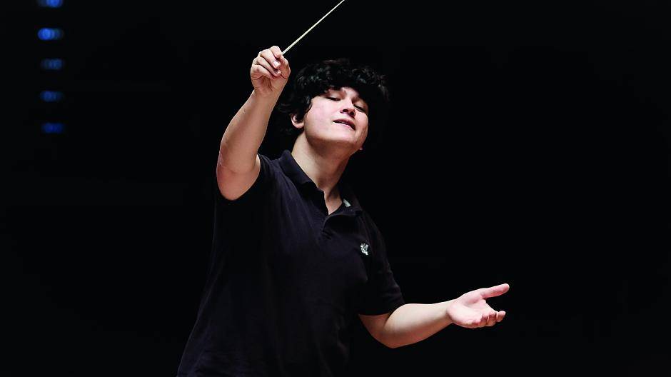 Eine Sinfonie wie ein Stahlwerk