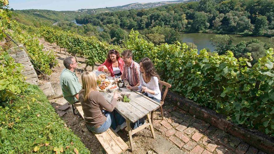 Brotzeit an der Peterstirn in...