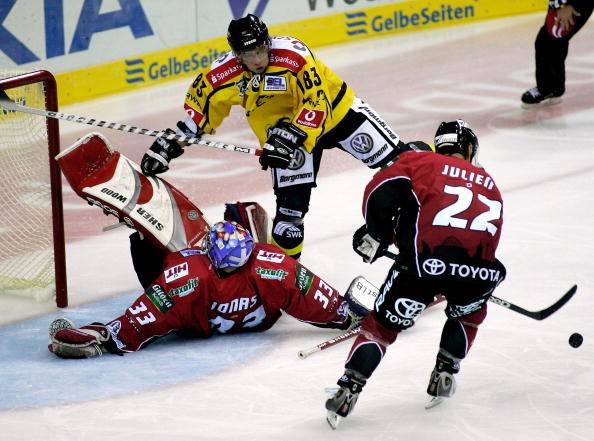 1. Neuzugang für die Krefeld Pinguine: Meisterspieler Grygiel kehrt zurück