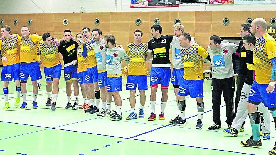  Die große Jubel-Party der Handballsportgemeinschaft Vennikel/Rumeln/Kaldenhausen blieb aus. Aber eine große Verneigung für die vielen Fans war selbstverständlich Pflicht. 
