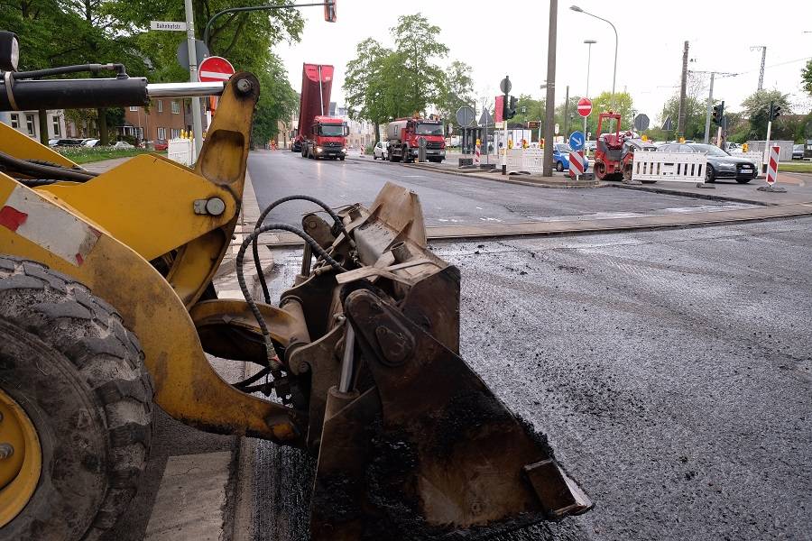 Bauarbeiten: Flüsterasphalt für die Bahnhofstraße