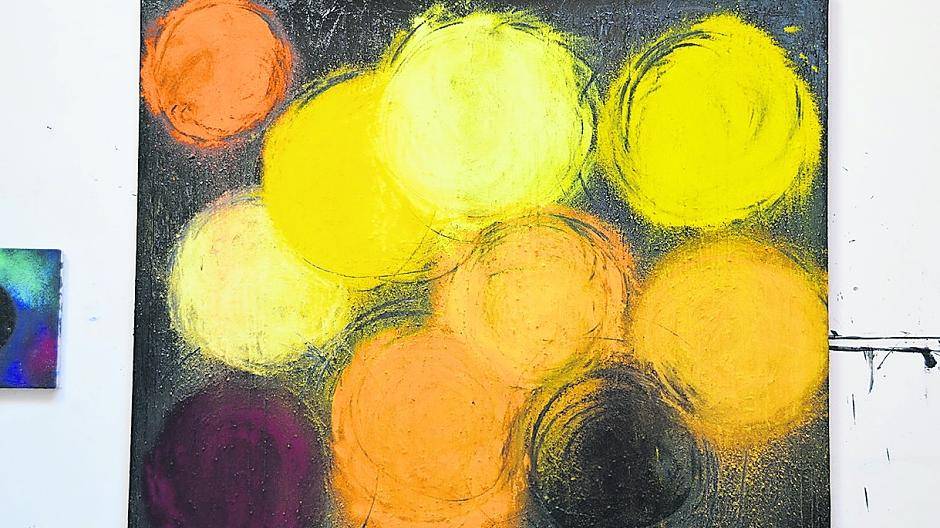 Werke zweier Künstler sind ab morgen im Alten Küsterhaus und ab Sonntag in der Bethlehemkirche zu bewundern.