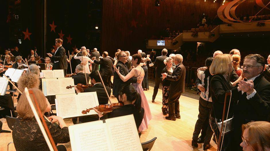 Krefelder Theaterball: Tanz bis in die Nacht