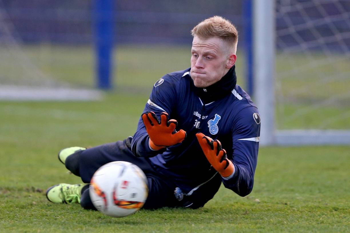 Für den verletzten Michael Ratajczak könnte der Einsatz am Sonntag zu früh kommen. Somit wird Ersatzkeeper Marcel Lenz (Foto) oder sein Kollege Seny Timothy Dieng ihre Chance bekommen.