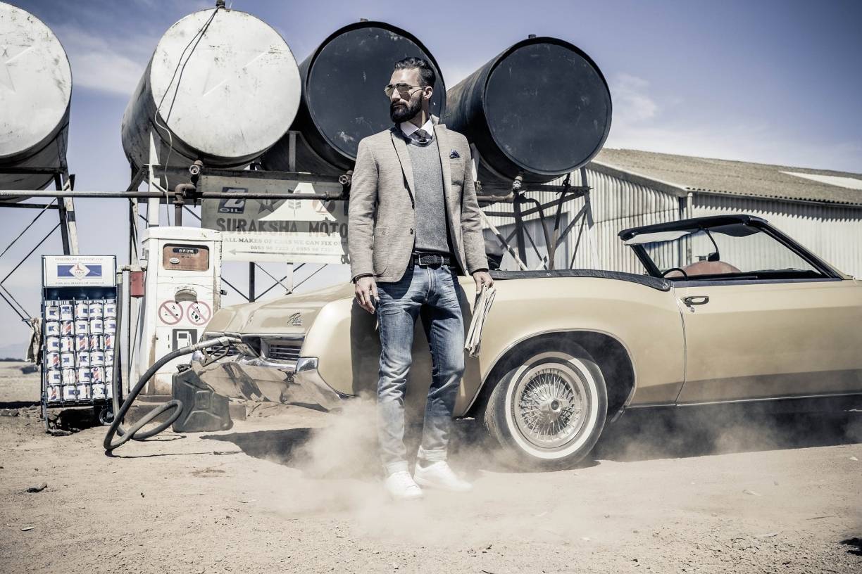 CAMP DAVID verkörpert hochwertige Menswear-Kollektionen verbunden mit authentischem Lifestyle.