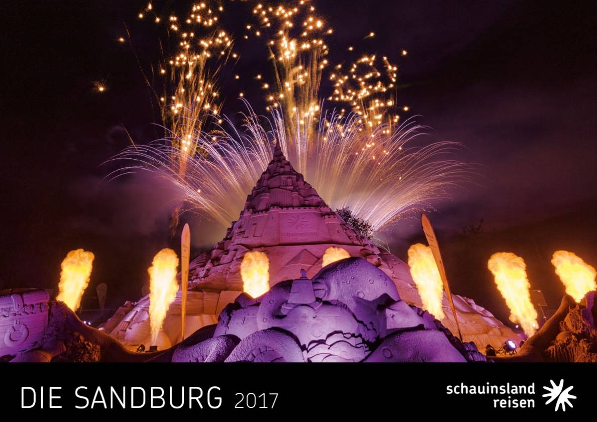 Die Sandburg wird zum Kalendermotiv