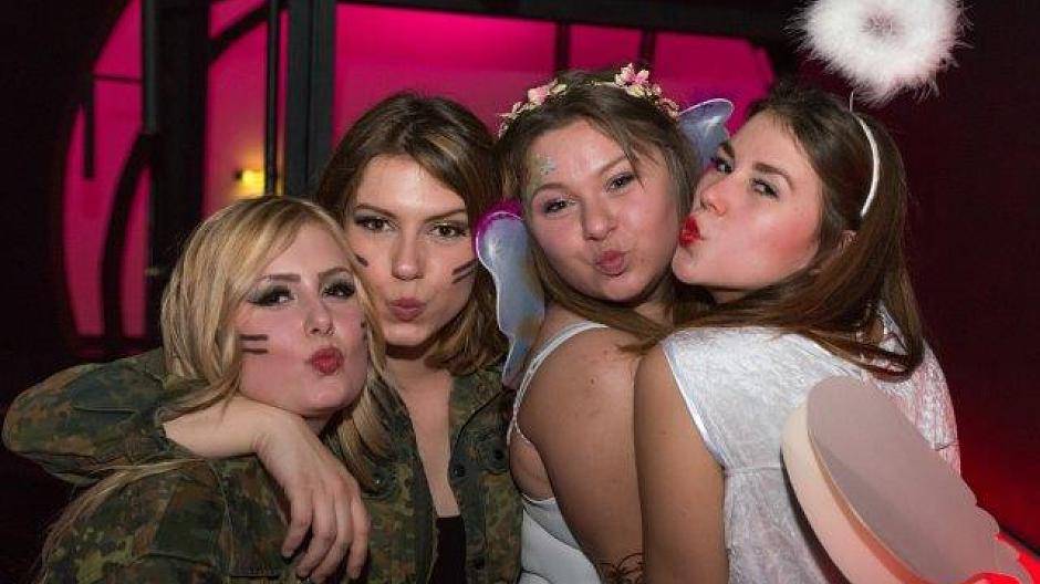 Riesen-Party in der Königsburg