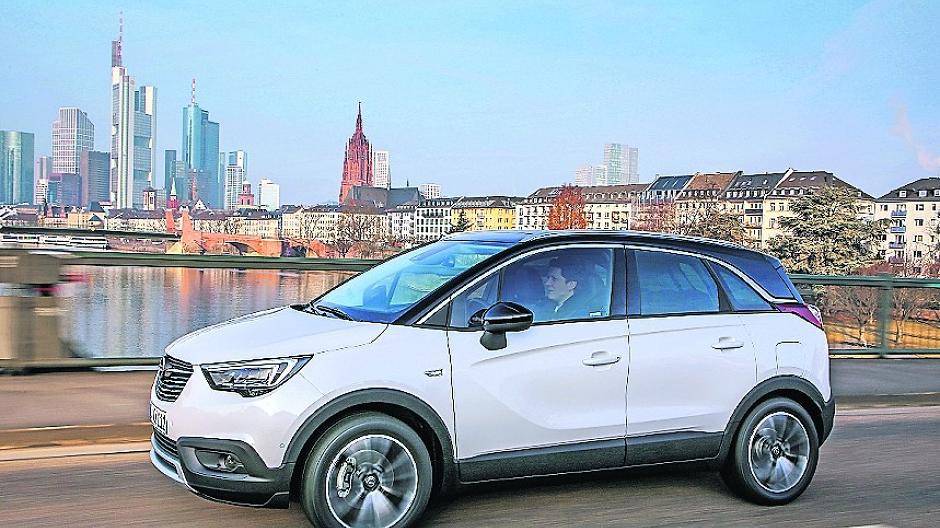  Cool, knackig, kräftig: Der neue Opel Crossland X startet als zweites Opel-Modell mit dem X im Namen durch. 