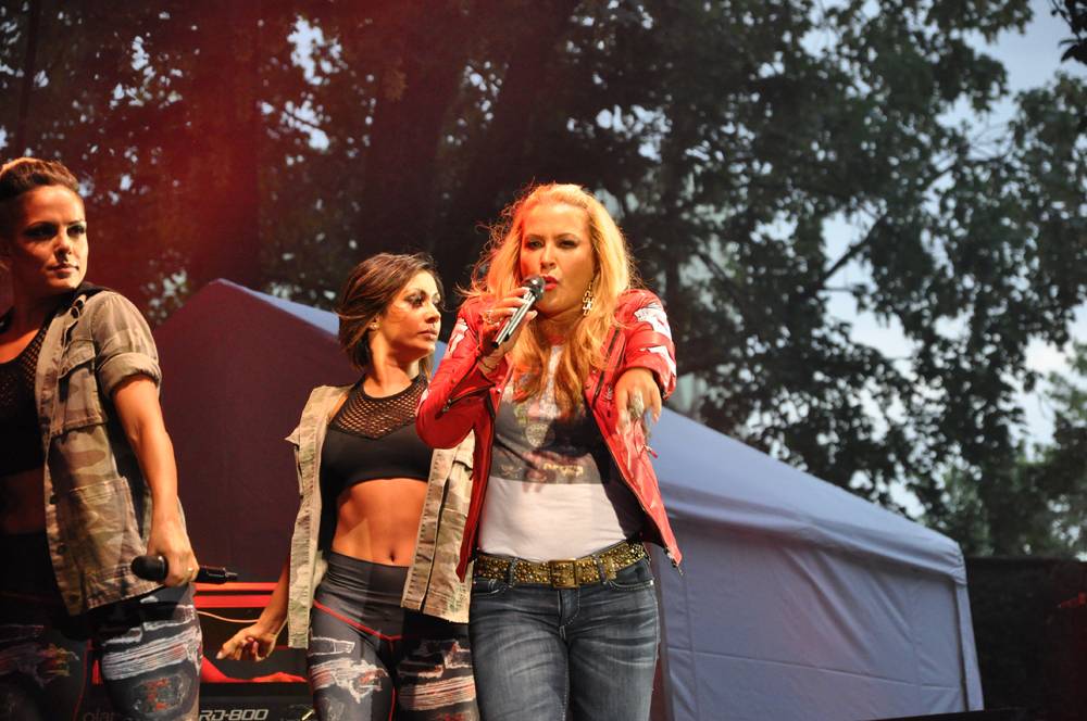 Anastacia live in Dinslaken