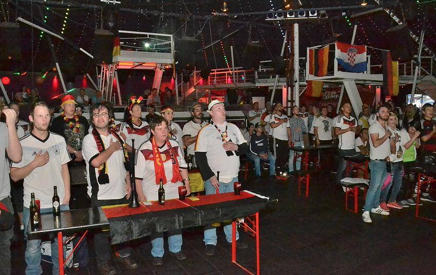 Aaahs und Ooohs eng nebeneinander