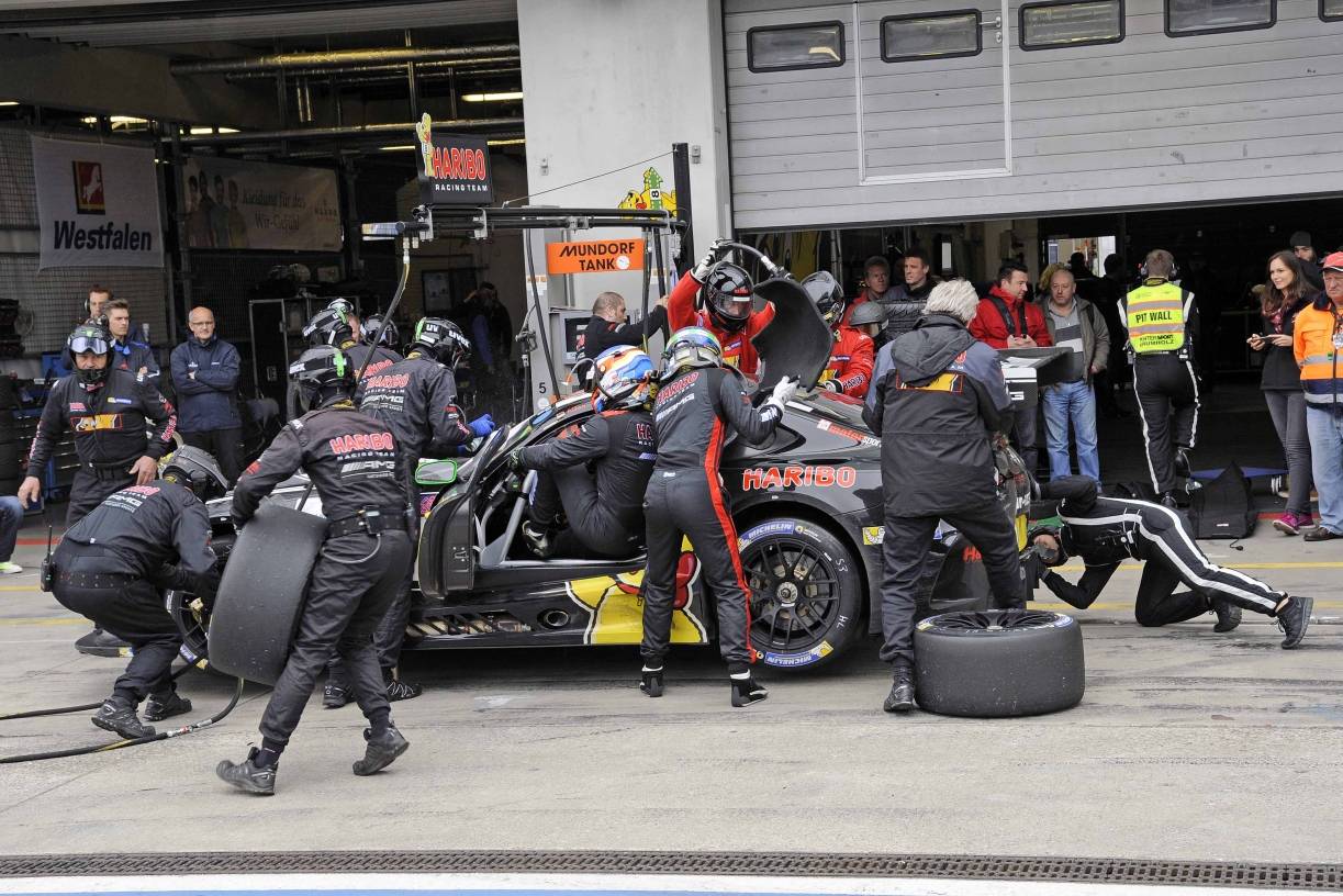 Fahrerwechsel: Lance David Arnold übergibt an Teamkollege Maximilian Götz...