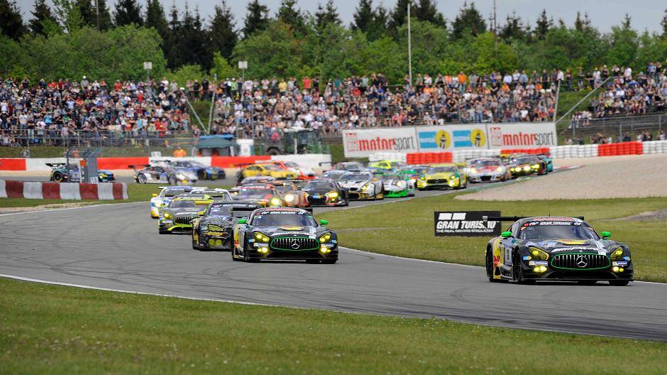 Die beiden Haribos in der ersten...