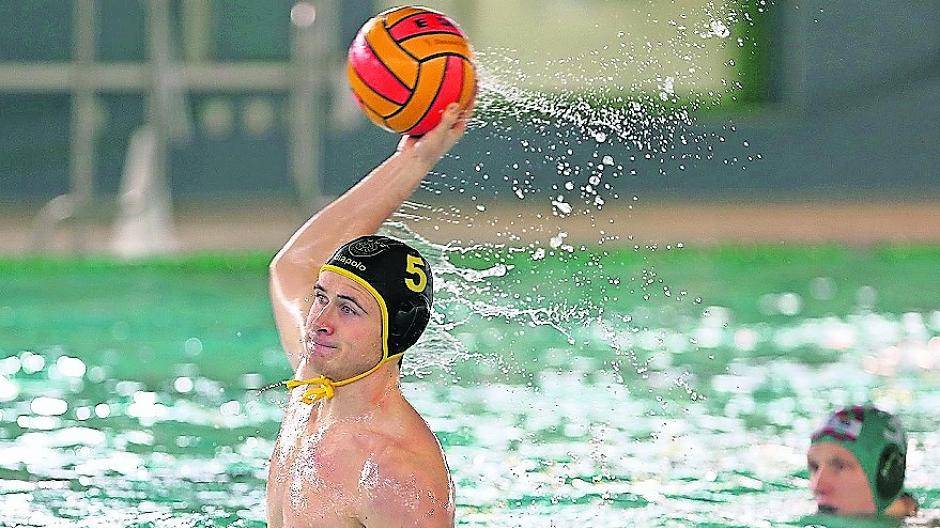 Wasserballer starten in die heiße Phase