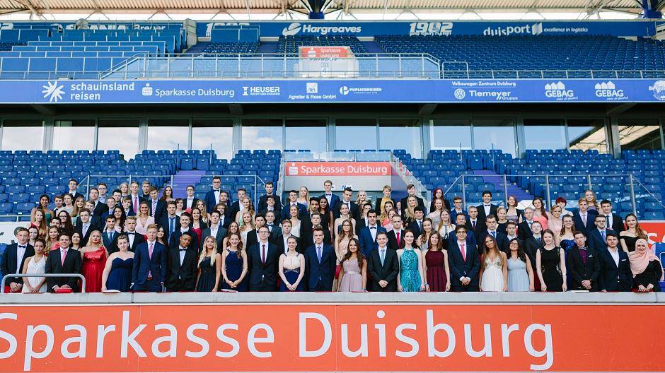 Abiturientia 2016 am Julius-Stursberg-Gymnasium Neukirchen-Vluyn:Fynn Adams, Melina...