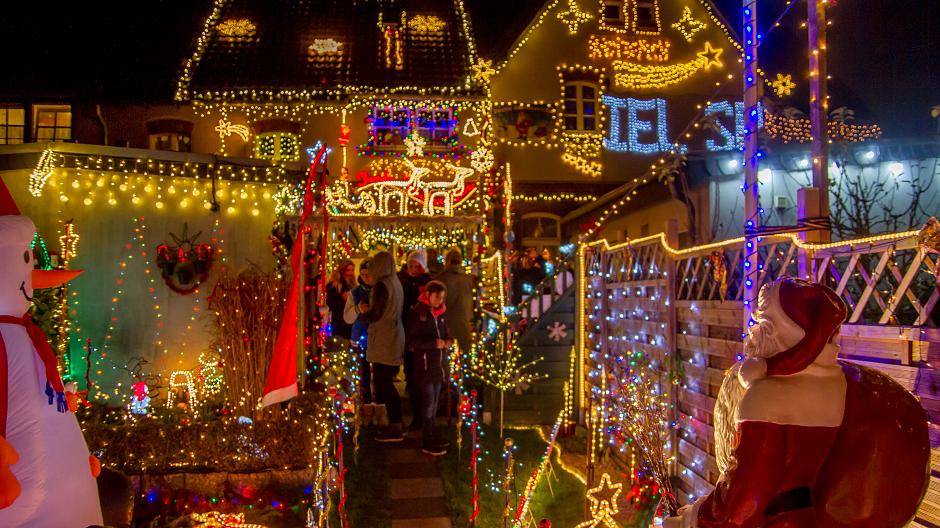 Bilderstrecke: Moerser Weihnachtshaus 2016