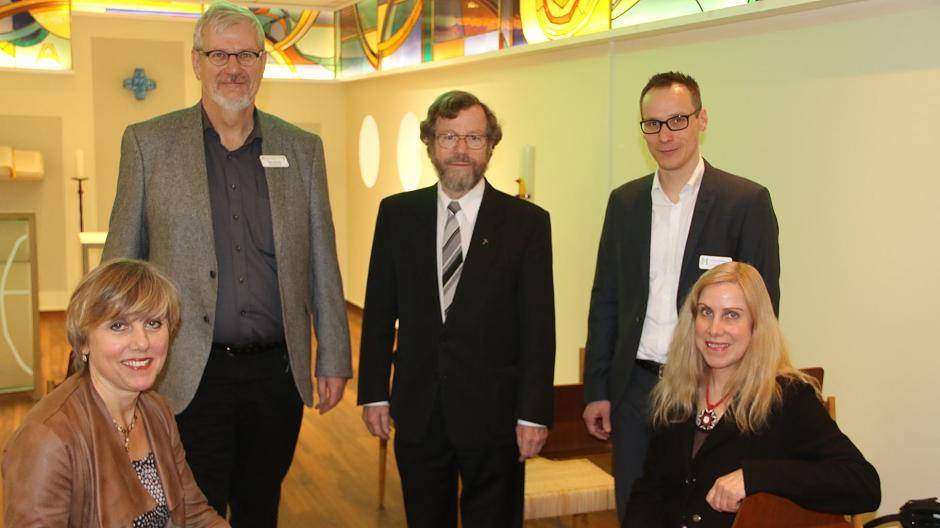 Das Team der Krankenhausseelsorge am Helios-Klinikum: Pfarrer Dr. Georg Giesen (m.), die...