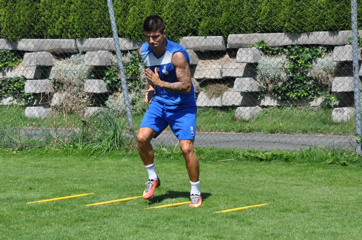 Özbek zieht dran und weiß, wie wichtig die harte Vorbereitung für die Saison noch sein wird.