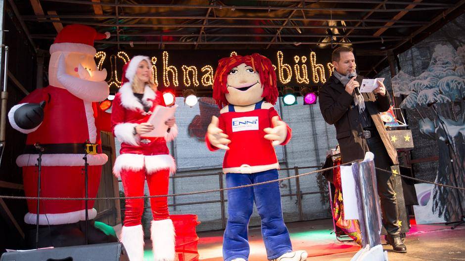 Nikolaus besucht die Familienweihnacht