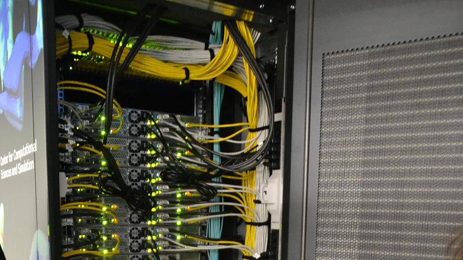 Jede Menge Elektrotechnik im...