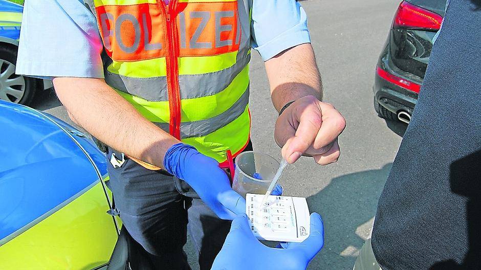 In Büderich führte die Polizei jetzt Drogenkontrollen im Straßenverkehr durch.