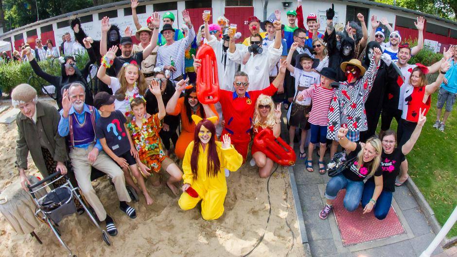 Bilderstrecke: Badewannenrennen im Bettenkamper Meer