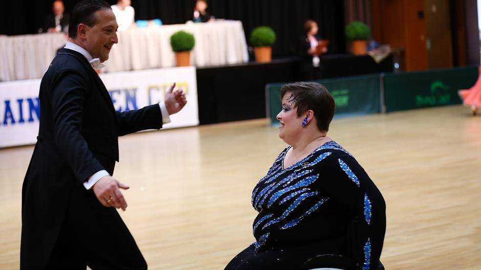 Da sie sich in deutscher Konkurrenz lediglich den amtierenden Meistern aus Frankfurt...